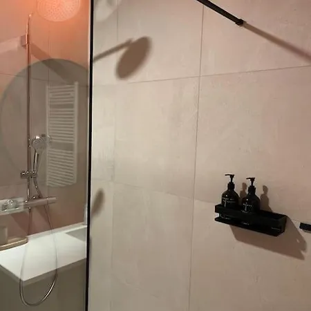 Vakantiewoning Valimara - Luxueus Ingericht - 200m Zee - Gratis Parking Apartmán *
